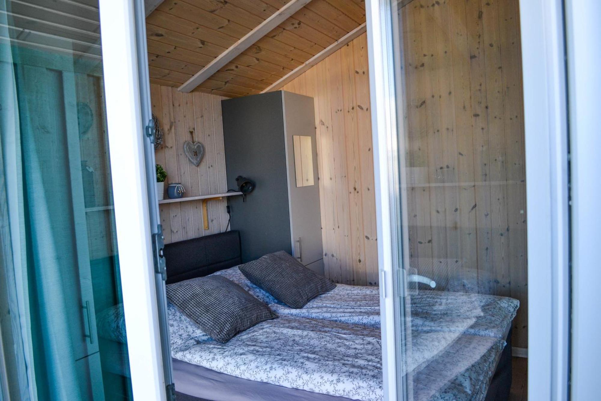 Ferienhaus "Deichglueck" Direkt An Der Nordsee Wesselburenerkoog Esterno foto